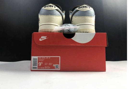 Dunk x Low Scott SB CU1726-800 PlayStation x Travis NK 0806